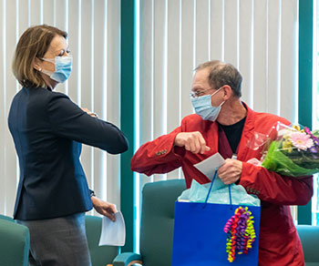 Dr. Conroy and Chris Braley at 2020 Volunteers Ceremony
