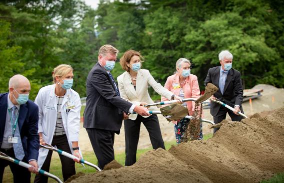 Ground breaking at DHMC for Patient Pavilion.